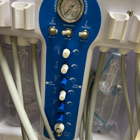 中古在庫処分-Greeloy®歯科用ポータブル診療ユニットGU-P206S