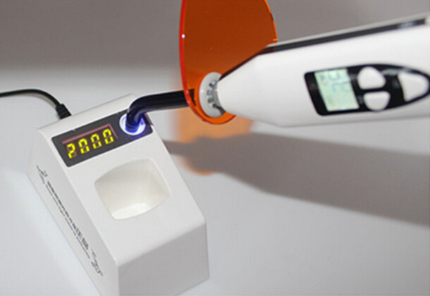 LY®3in1歯科用光重合器C240C-虫歯探知機能-光測定機能付き